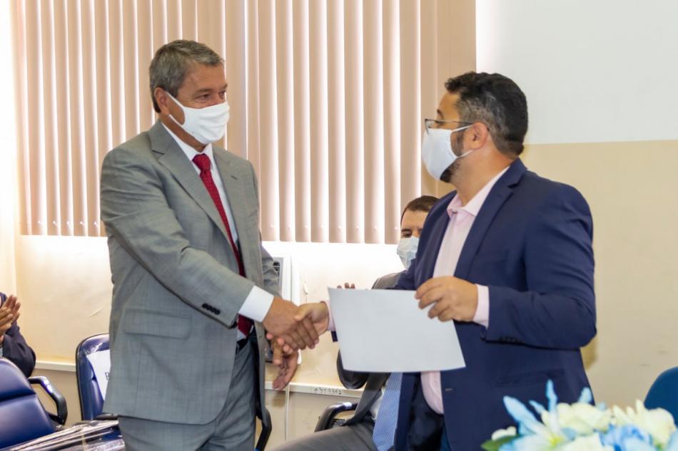 Gentio do Ouro: Prefeito, vice e vereadores são diplomados pela Justiça Eleitoral